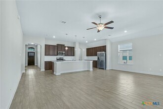 2244 Meadow Way St in New Braunfels, TX - Building Photo - Building Photo