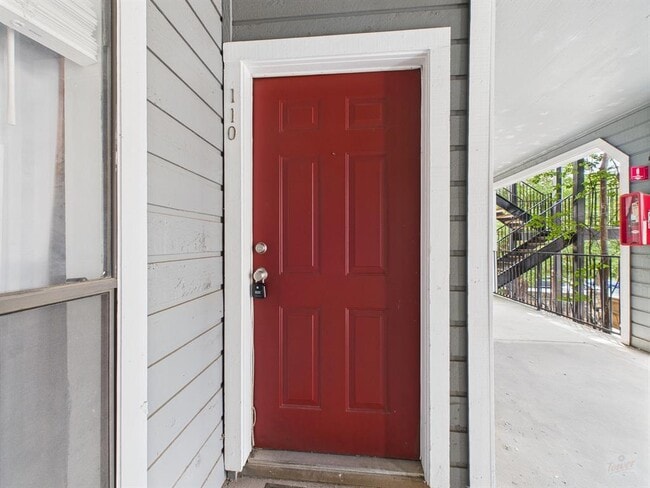 property at 2901 San Jacinto Blvd