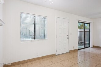 286 W Palomino Dr in Chandler, AZ - Building Photo - Building Photo