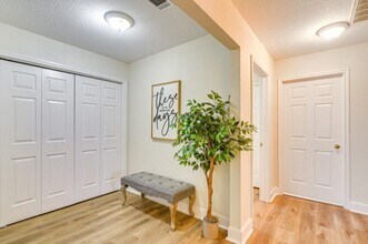 605-606 6th St in Kemah, TX - Building Photo - Building Photo