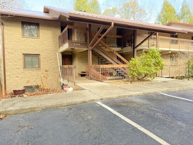 property at 221 Woodland Rd