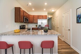 7284 Bellacroft Dr in Leland, NC - Building Photo