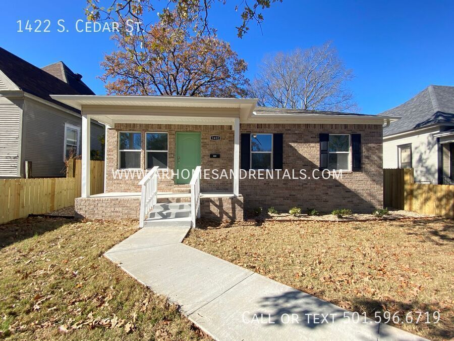 1422 S Cedar St in Little Rock, AR - Building Photo