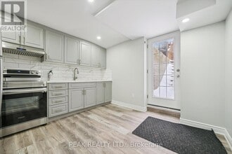 70 Daffodil Pl in Brampton, ON - Building Photo - Building Photo