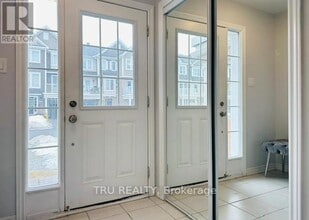 20 Squashberry Ln in Ottawa, ON - Building Photo - Building Photo