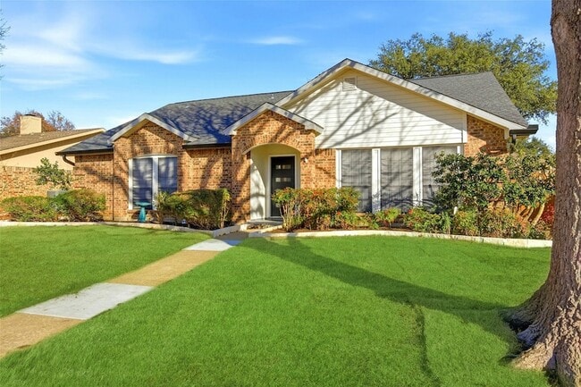 6808 Beeman Dr in Plano, TX - Foto de edificio - Building Photo