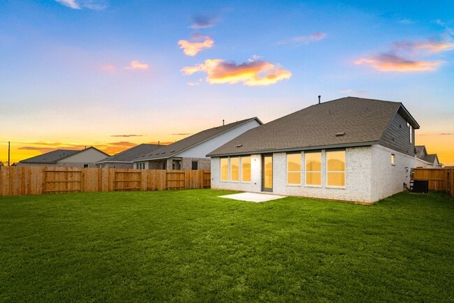 6411 Symphony Wave Dr in Park Row, TX - Building Photo - Building Photo