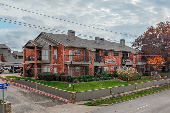 Columbine Condominiums in Arlington, TX - Building Photo - Building Photo