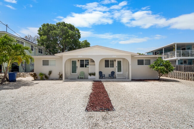 10873 7th Ave Gulf in Marathon, FL - Building Photo - Building Photo