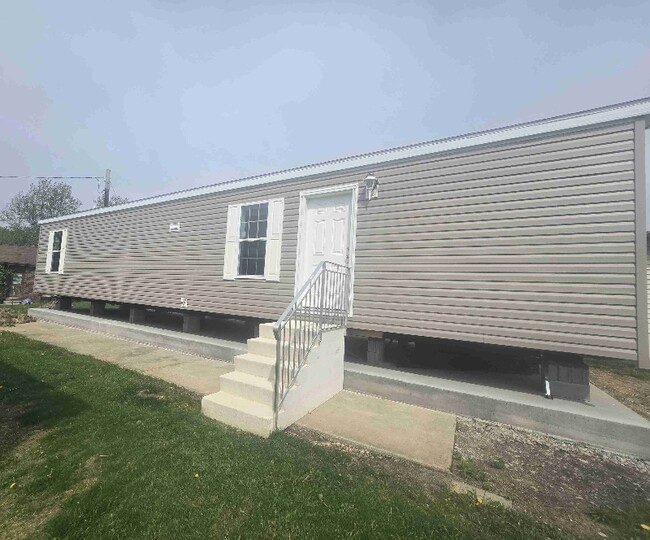 property at 103 S Scioto St