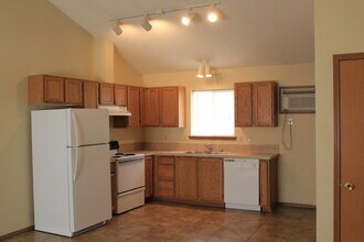 1017 E 19th Ave in Ellensburg, WA - Building Photo - Building Photo