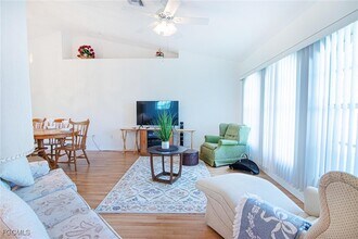 3032 SW 10th Ave in Cape Coral, FL - Building Photo - Building Photo