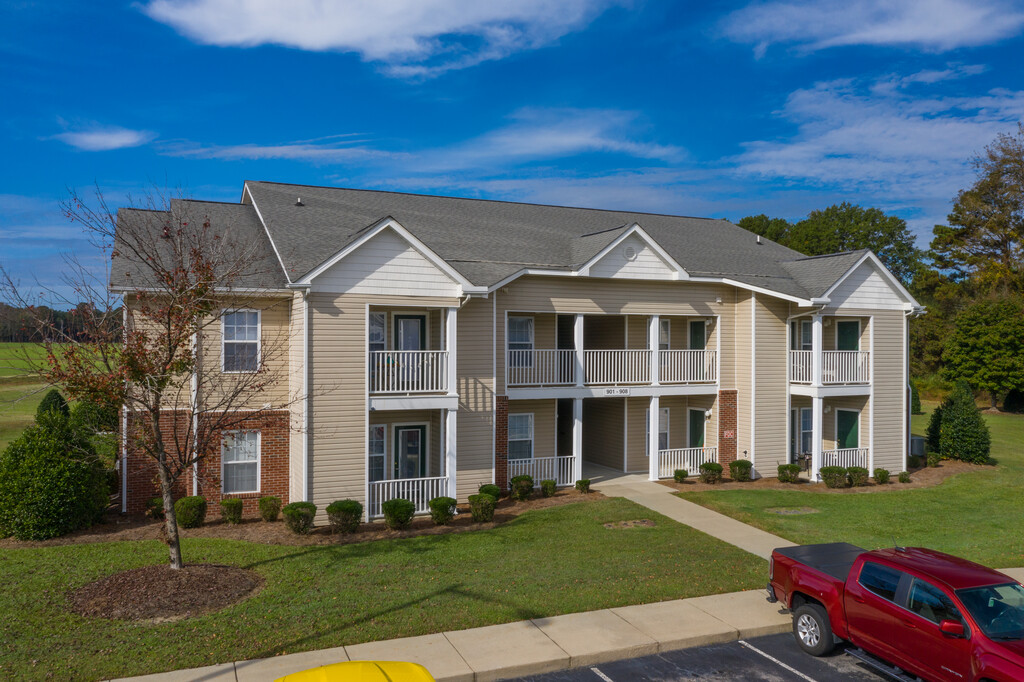 Summit Place Apartments in Wilson, NC