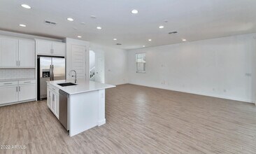 9918 E Texas Ave in Mesa, AZ - Building Photo - Building Photo