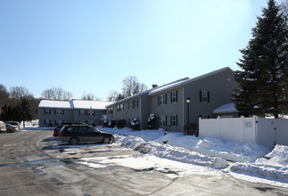 Chatham Manor in Chatham, NY - Building Photo - Building Photo