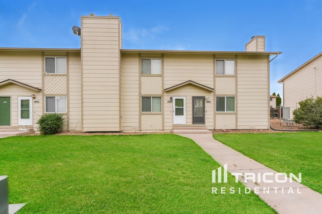 1884 Lanka Ln in Colorado Springs, CO - Building Photo