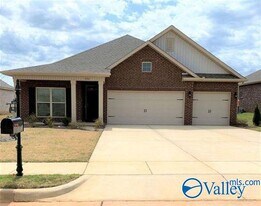 106 Delilah Ln in Madison, AL - Building Photo
