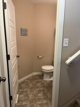 5242 Aerodrome Rd in Regina, SK - Building Photo - Building Photo