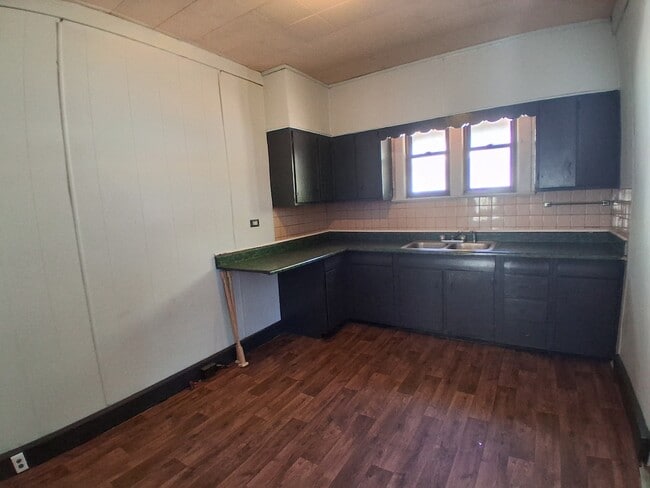 409 Avenue in Danville, IL - Building Photo - Building Photo