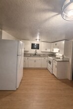 415 S Lafond Rd in Tipton, CA - Building Photo - Building Photo