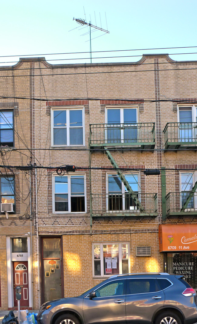 6707 11th Ave in Brooklyn, NY - Building Photo - Building Photo