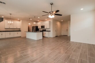 10775 W Embrey Dr in Marana, AZ - Building Photo - Building Photo