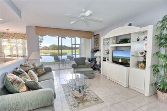 21740 Southern Hills Dr in Estero, FL - Foto de edificio - Building Photo