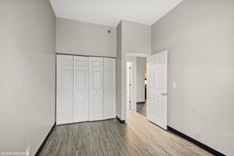 Delmar Loop Apartments in St. Louis, MO - Building Photo - Building Photo