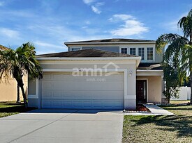 3403 Berry Blossom Ln in Plant City, FL - Building Photo