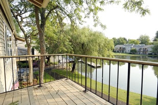 Lakeside Landing Apartments