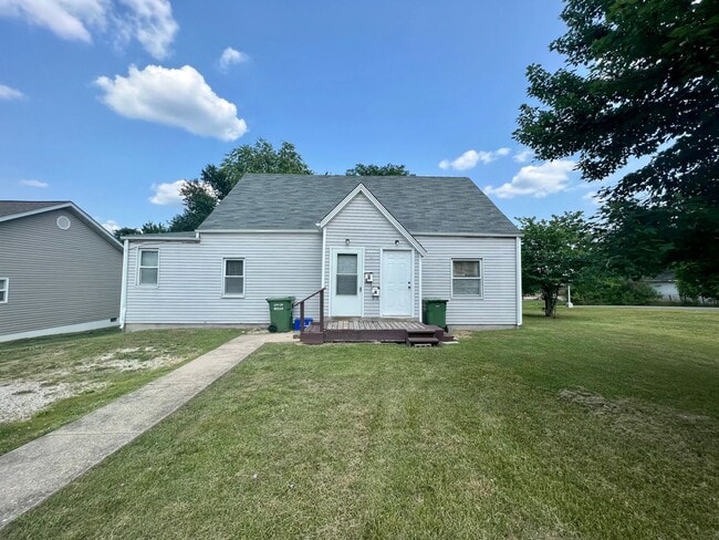 property at 1800 Maxwell St