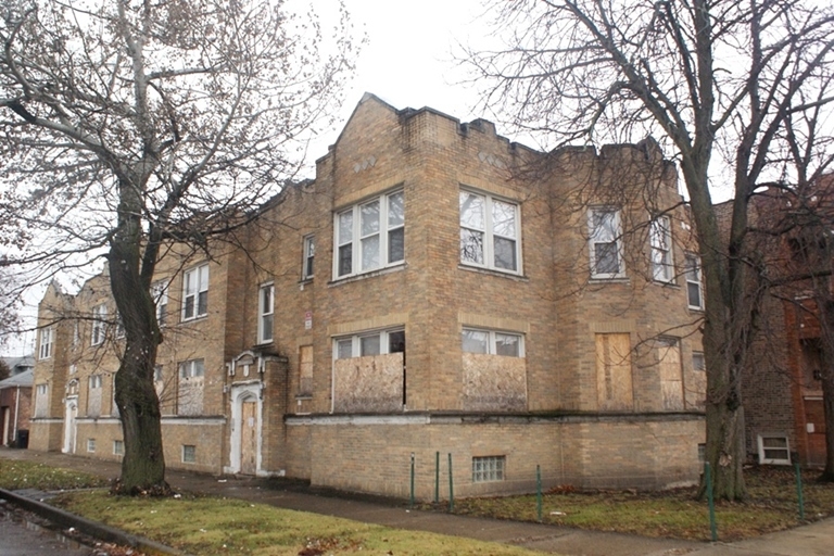 2719-2723 W 66th St in Chicago, IL - Building Photo