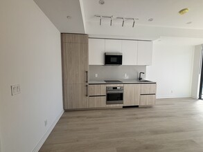 699 Sheppard Av E in Toronto, ON - Building Photo - Building Photo