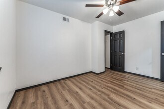 321 NW 84th St in Oklahoma City, OK - Building Photo - Building Photo