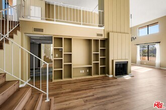 1944 Glendon Ave in Los Angeles, CA - Building Photo - Building Photo