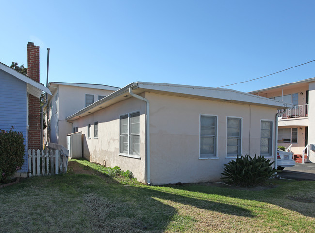 220 Glover Ave in Chula Vista, CA - Building Photo - Building Photo