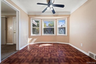 14301 Freeland St in Detroit, MI - Foto de edificio - Building Photo