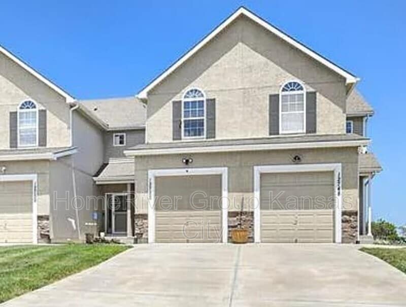 12750 Walker Ave Photo