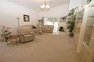 19216 Sea Mist Ln in Lutz, FL - Building Photo - Building Photo