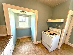 1302 Lindley Ave in Indianapolis, IN - Building Photo - Building Photo