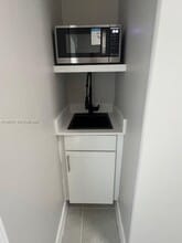 7800 SW 36th St in Miami, FL - Building Photo - Building Photo