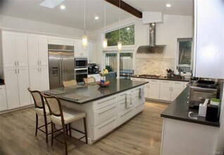 4820 Abbeyville Ave in Los Angeles, CA - Building Photo - Building Photo