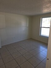 1020 61st Ave Terrace E in Bradenton, FL - Building Photo - Building Photo