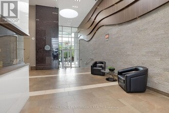 1035 Bank St in Ottawa, ON - Building Photo - Building Photo