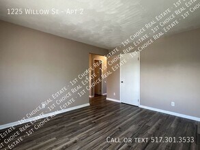 1225 Willow St in Grand Ledge, MI - Building Photo - Building Photo