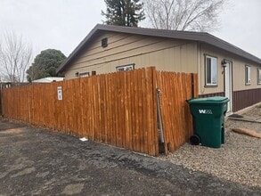 715 S Laguna Ave in Farmington, NM - Building Photo - Building Photo