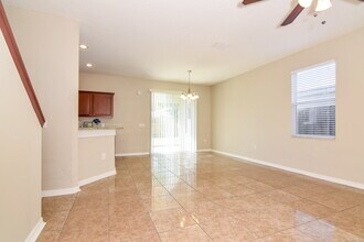 11813 Mango Groves Blvd in Seffner, FL - Building Photo - Building Photo
