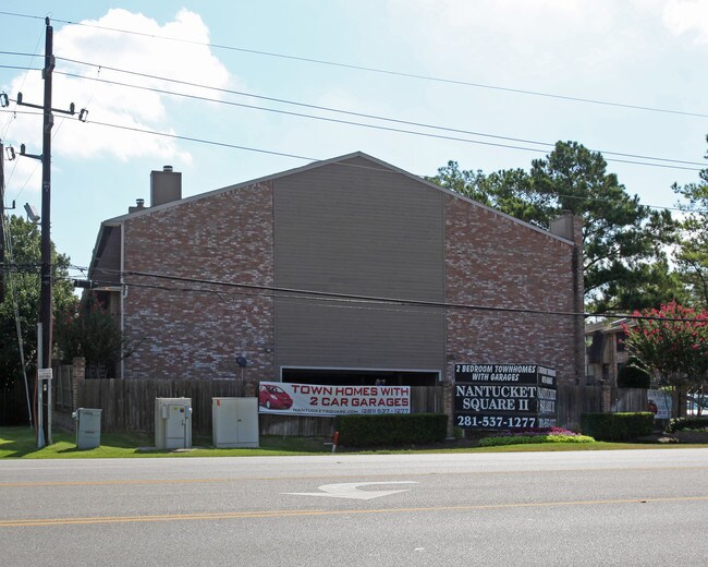 Nantucket Square Townhouses in Houston, TX - Building Photo - Building Photo