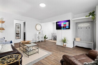 22 2nd St in Mount Clemens, MI - Foto de edificio - Building Photo