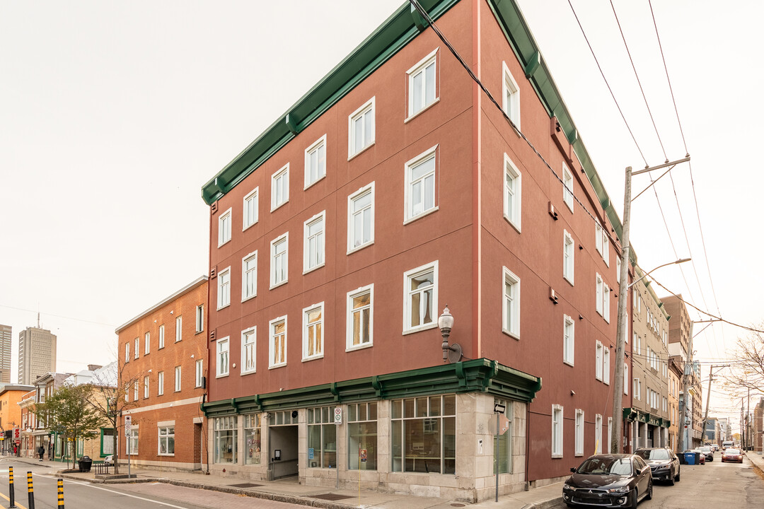 362 Du Pont Rue in Québec, QC - Building Photo